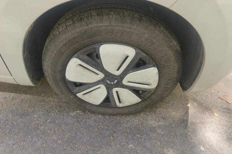 Used Wuling Hongguang MINIEV 2025 Four-Door Version Zhenxiang+ Edition
