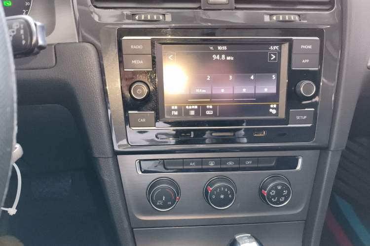 Used Volkswagen Golf 2015 1.4TSI Automatic Comfort Model
