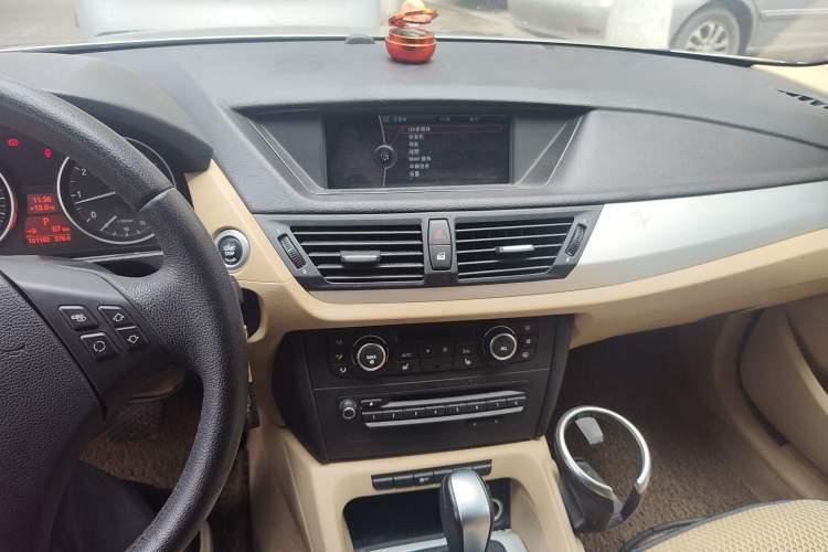 Used BMW X1 2012 sDrive18i Luxury Model