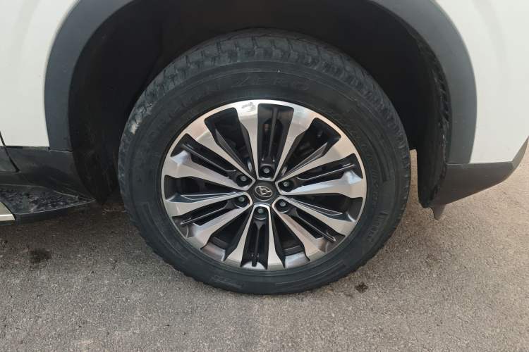 Used SAIC MAXUS D90 2017 2.0T Automatic Two-Wheel Drive - Uranus