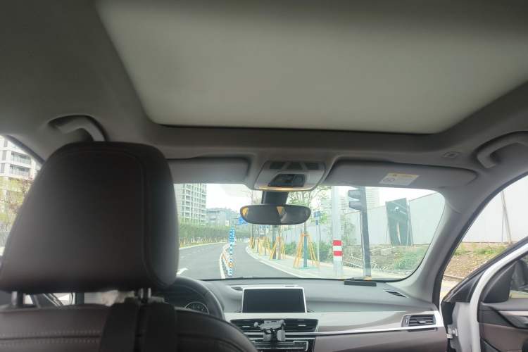 Used BMW X1 2018 sDrive18Li Luxury Model