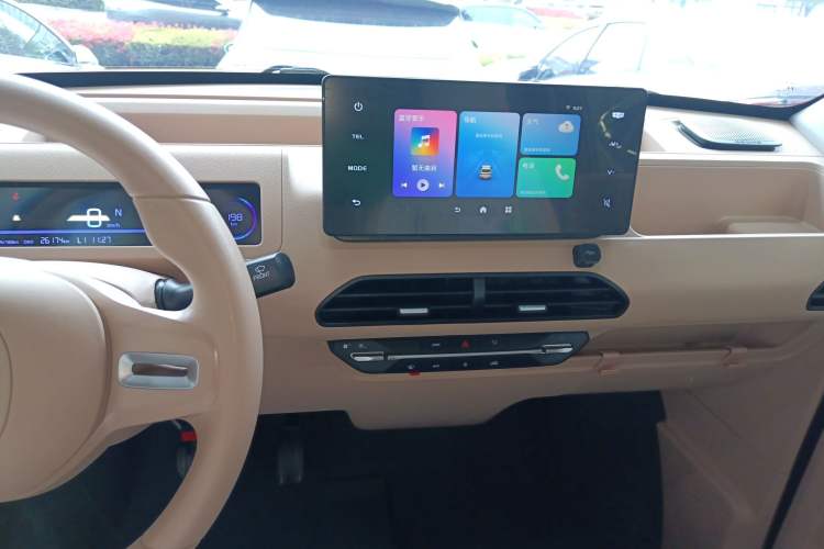 Used Geely Galaxy Panda 2023 Panda Mini 200km Endurance Bear