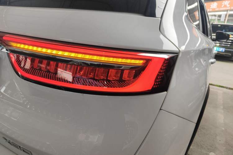 Used JETOUR X90 PLUS 2023 1.6TD DCT Flat-Platform + 5 Seats
