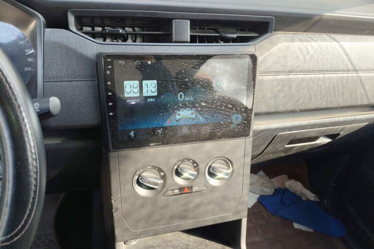 Used Wuling Hongguang PLUS 2020 1.5L Manual Standard Edition 5 Seats