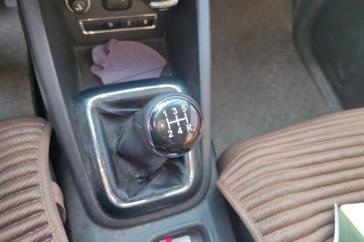 Used Oshan CX70 2016 1.6L Manual Elite Model