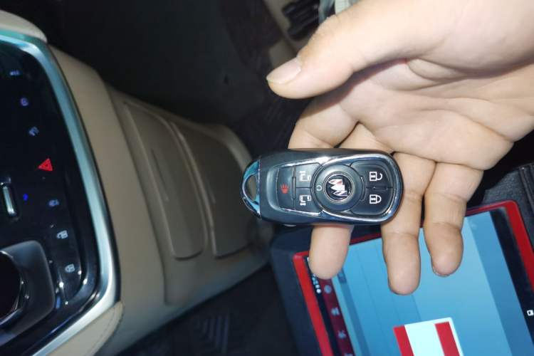 Used Buick GL8 2021 ES Land Cruiser 653T Luxury Edition