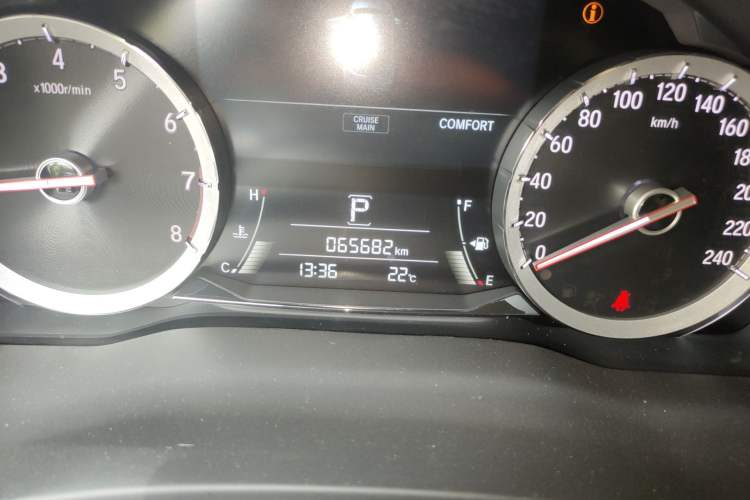 Used Honda UR-V 2020 370TURBO Two-Wheel Drive Luxury Edition Odometer Close Up