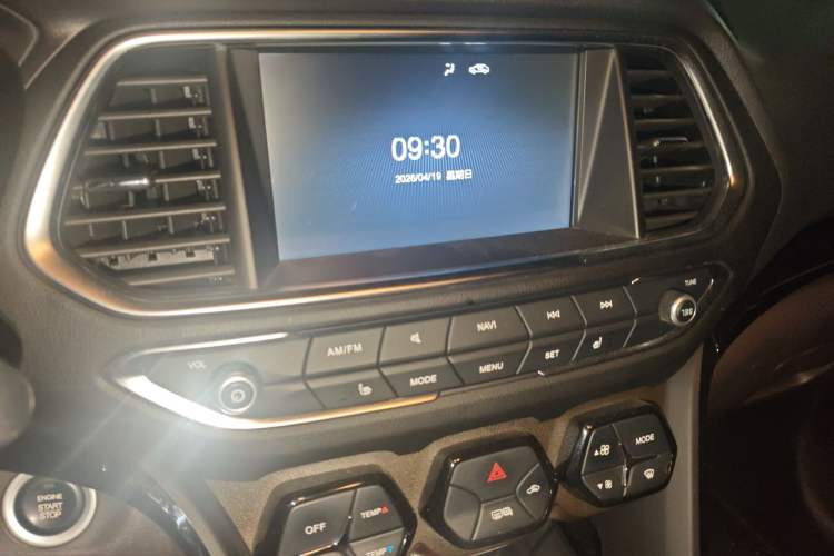 Used GAC Trumpchi GS4 2015 200T G-DCT Luxury Edition
