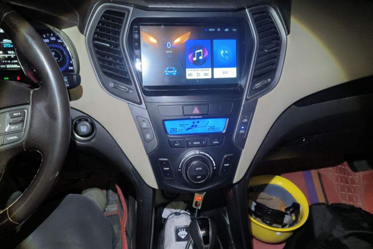 Used Hyundai Santa Fe 2013 2.4L Automatic Two-Wheel Drive Smart Version