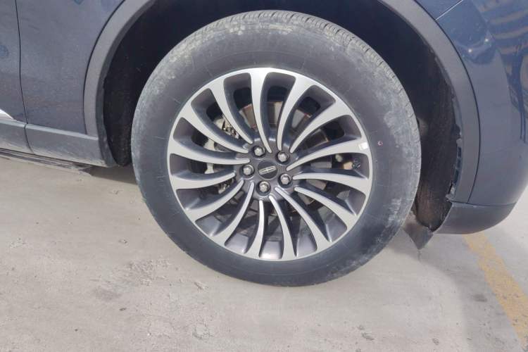 Used Lincoln Aviator 2020 3.0T V6 Four-Wheel Drive Zunya Edition Right Front Wheel Hub