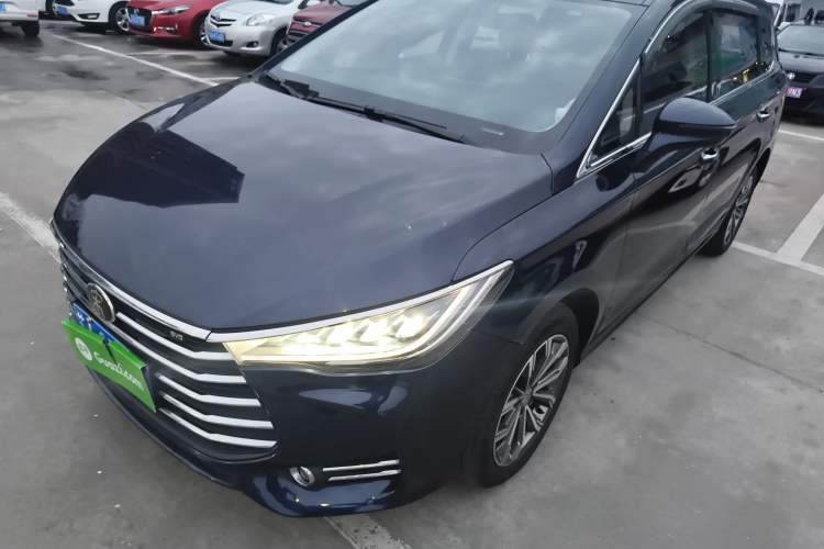 Used BYD Song MAX 2019 1.5T Automatic Smart Connect Ruiyi Sunroof Version 6 Seats China VI Standard