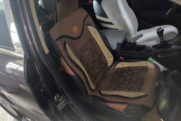 Used Dongfeng Aeolus AX7 2015 2.0L Manual Zhiyue Model Right Front Seat