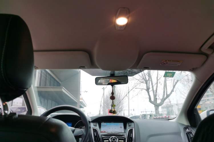 Used Ford Focus 2017 Hatchback 1.6L Manual Comfort Plus SmartDrive Edition
