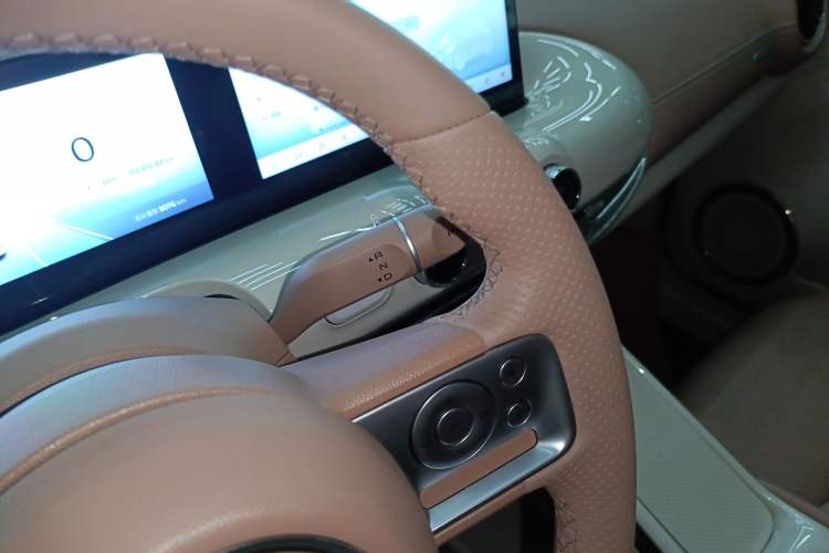 Used Wuling Bingo 2025 410 km Lingxi Deluxe Edition Gear Lever