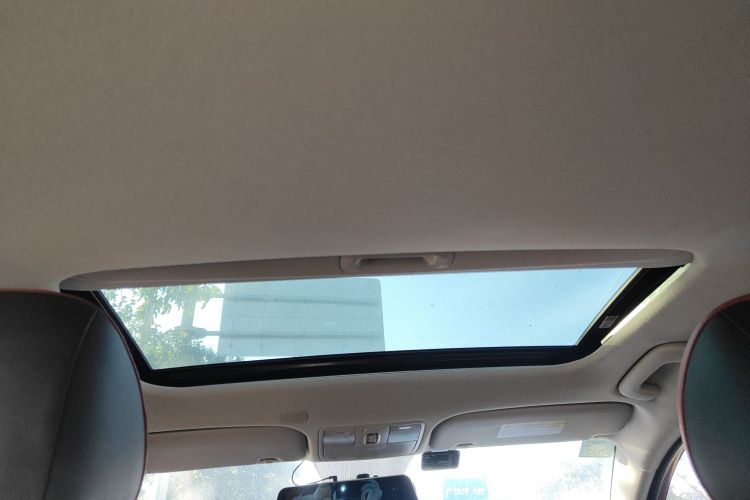 Used Kia KX Cross 2017 1.4L AT GLS
