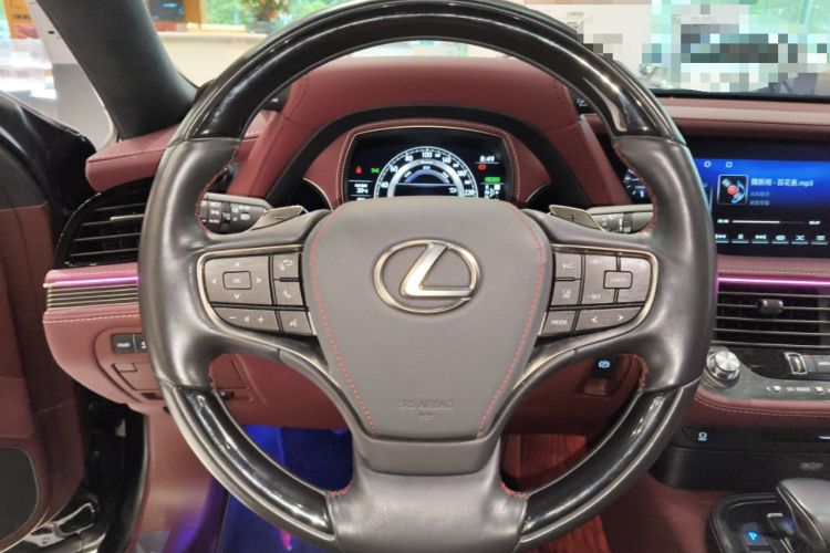 Used Lexus LS 2020 500h Executive Version China VI Standard Steering Wheel