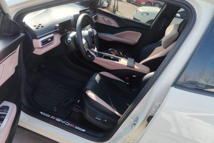 Used BYD Seagull 2025 305 km Free Version
