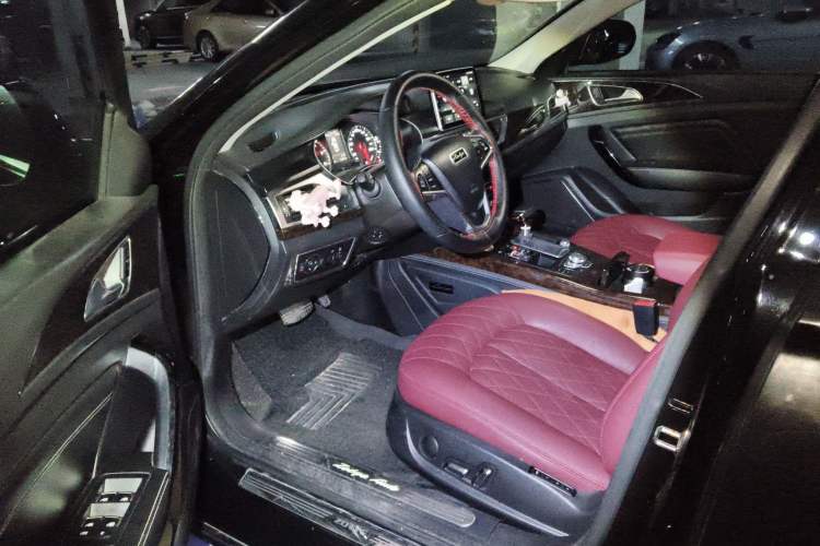 Used Zotye Z700 2016 1.8T DCT Elegant Version Driver Seat