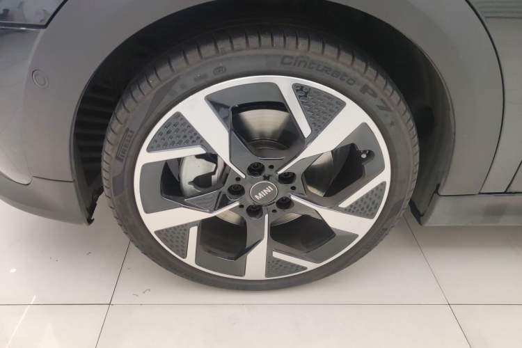 Used MINI MINI 2025 2.0T COOPER S Artist