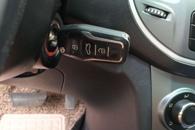 Used Cowin C3 2015 1.5L AMT Gold Diamond Edition