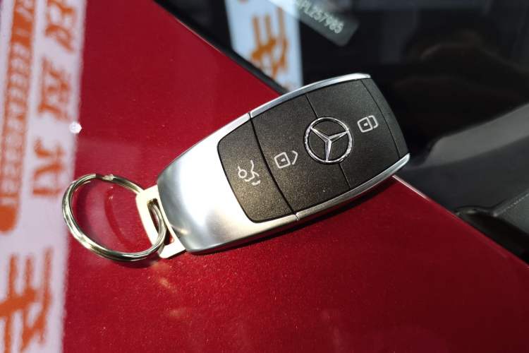 Used Mercedes-Benz A-Class 2022 Revised Version A 200 L Sport Sedan Fashionable Style
