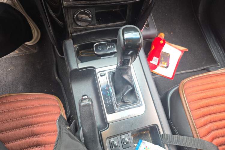 Used Toyota Prado 2016 2.7L Automatic Standard Edition Gear Lever