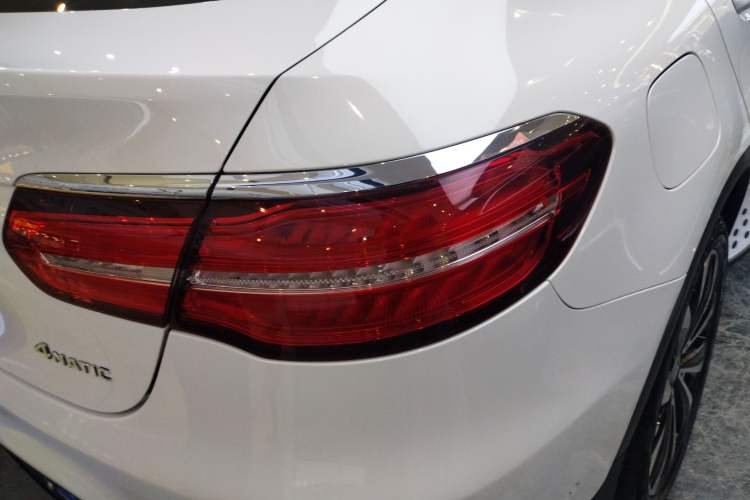 Used Mercedes-Benz GLC Coupe 2019 GLC 260 4MATIC Coupe SUV