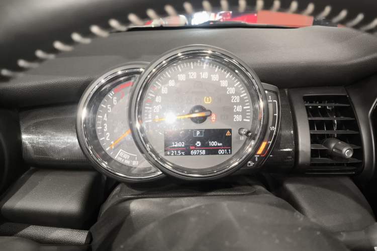 Used MINI MINI 2019 1.5T COOPER CABRIO Artist
