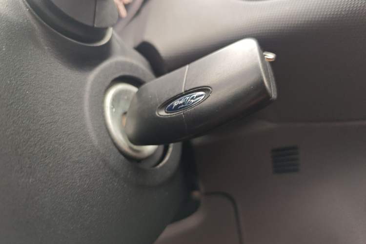 Used Ford Fiesta 2013 Sedan 1.5L Manual Fashion Edition