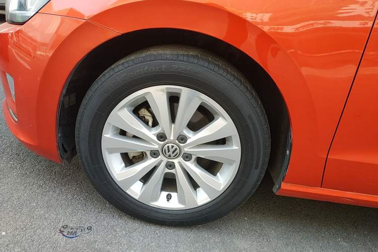 Used Volkswagen Golf Sportsvan 2018 230TSI Automatic Trend Edition Exterior 4