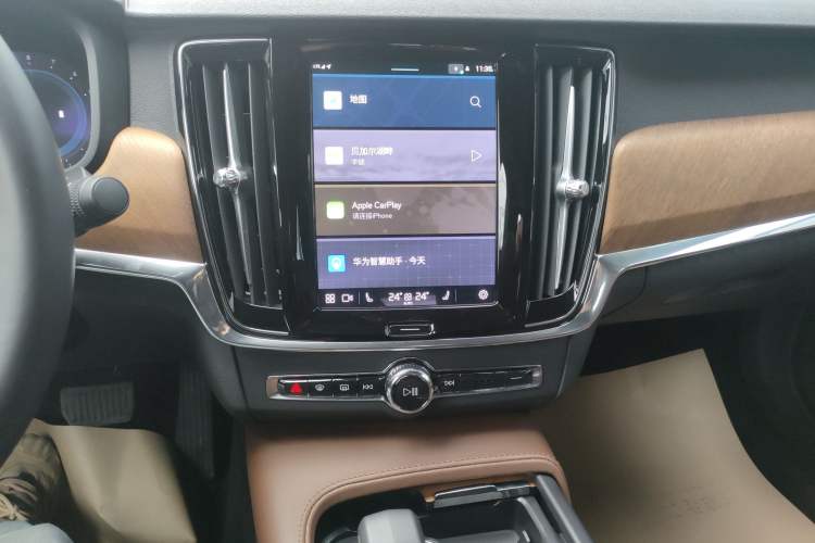 Used Volvo S90 2024 B5 Zhiyi Luxury Edition