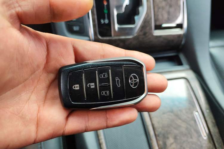 Used Toyota Alphard 2021 Dual-Engine 2.5L Prestige Edition