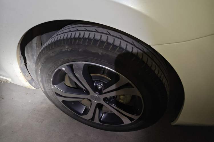 Used Nissan Tiida 2019 1.6L CVT Smart Drive Version China VI Standard
