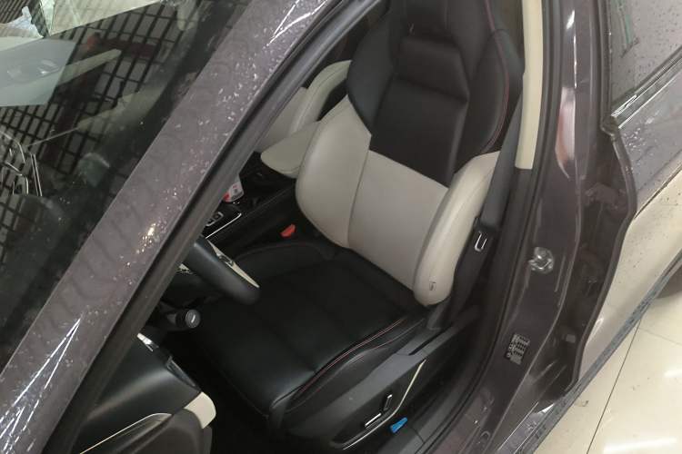 Used Lynk & Co 02 2022 1.5T DCT Shine Plus Left Front Seat