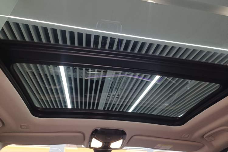 Used BMW X5 2022 xDrive 30Li M Sport Package
