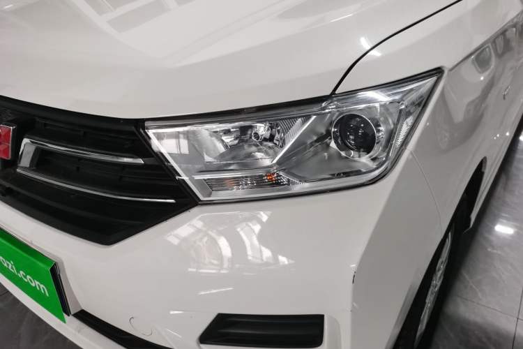 Used Wuling Hongguang 2021 1.5L Revised S Standard Version with Electric Power Steering LAR
