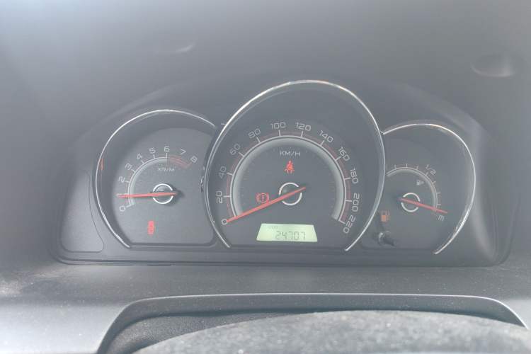 Used Baojun 630 2013 1.5L manual Comfort trim
