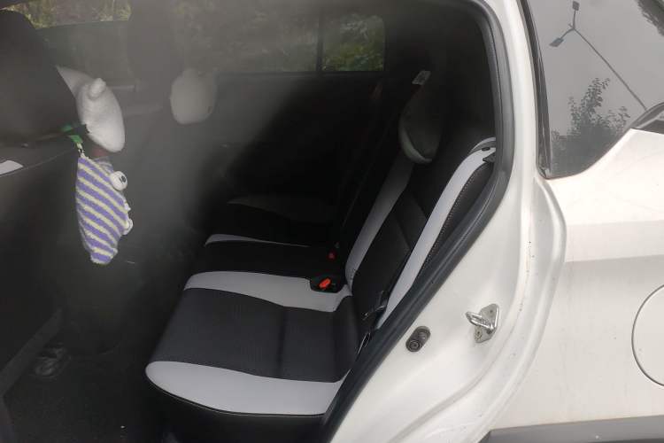 Used Toyota YARiS L Zhi Xuan 2020 X-Trail X 1.5L CVT Leading Edition Left Rear Seat