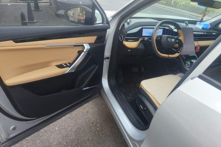 Used Geely Auto FX11 2023 1.5TD DCT Prestige Edition