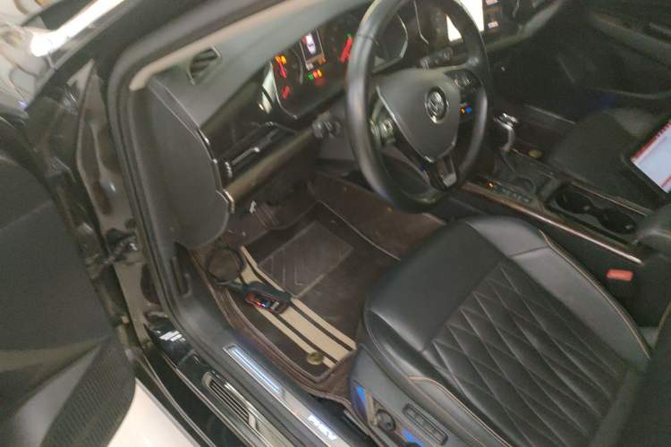 Used Volkswagen Passat New Energy 2020 430 PHEV Hybrid Luxury Edition China VI Standard