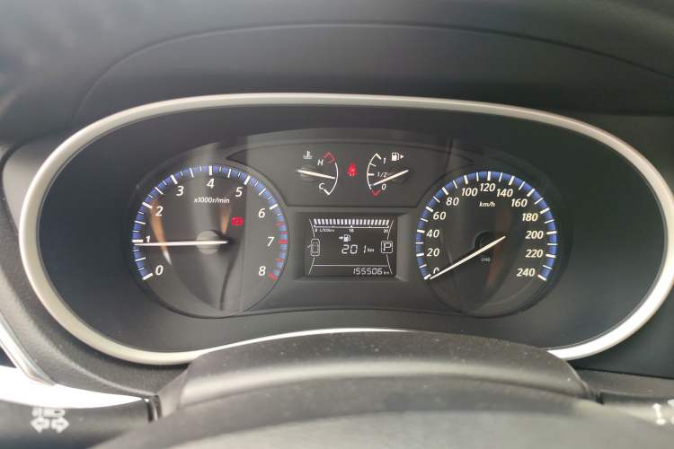 Used Venucia T90 2017 2.0L CVT Smart Edition Instrument Cluster