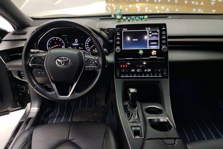 Used Toyota Avalon 2019 2.5L Touring Premium Version China VI Standard Audio And AC Panel