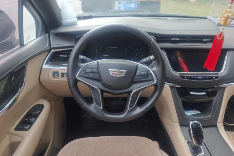 Used Cadillac XT5 2016 25T Tech Edition Steering Wheel