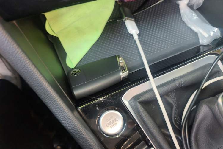 Used Volkswagen Sagitar 2023 280TSI DSG Beyond Lite Edition Vehicle Key