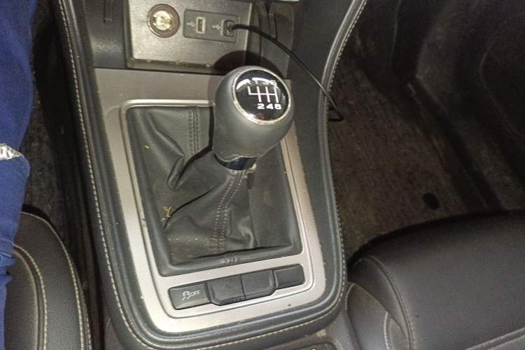 Used MG 6 2017 20T Manual Luxury Smart Connect Version China V Standard