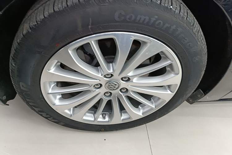 Used Buick LaCrosse 2016 28T Luxury Version