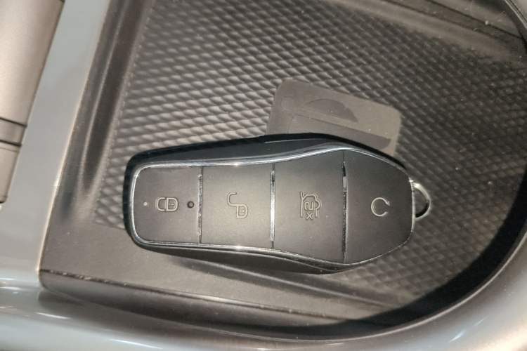 Used BYD Dolphin 2021 405 km Fashion Edition
