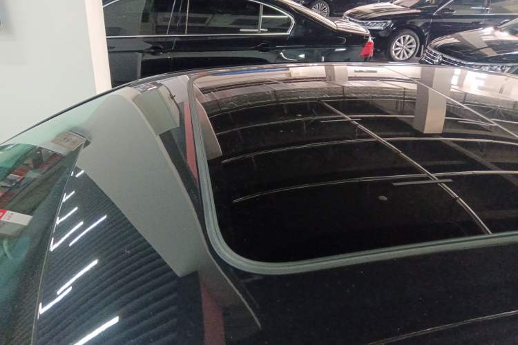 Used Volkswagen Passat 2022 330TSI Starry Luxury Edition
