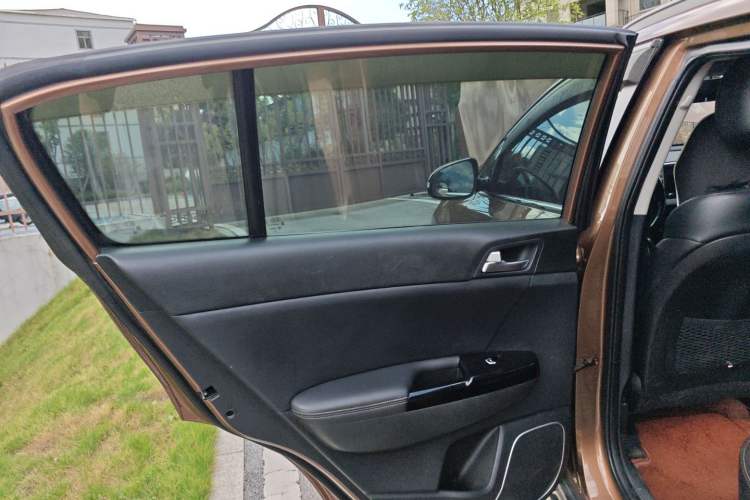 Used Kia KX5 2016 2.0L Automatic 2WD GLS
