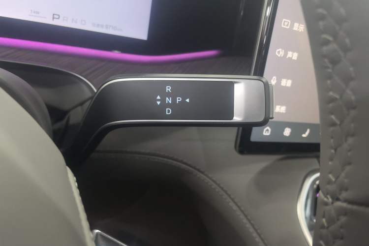 Used Denza N9 2025 Prestige Version